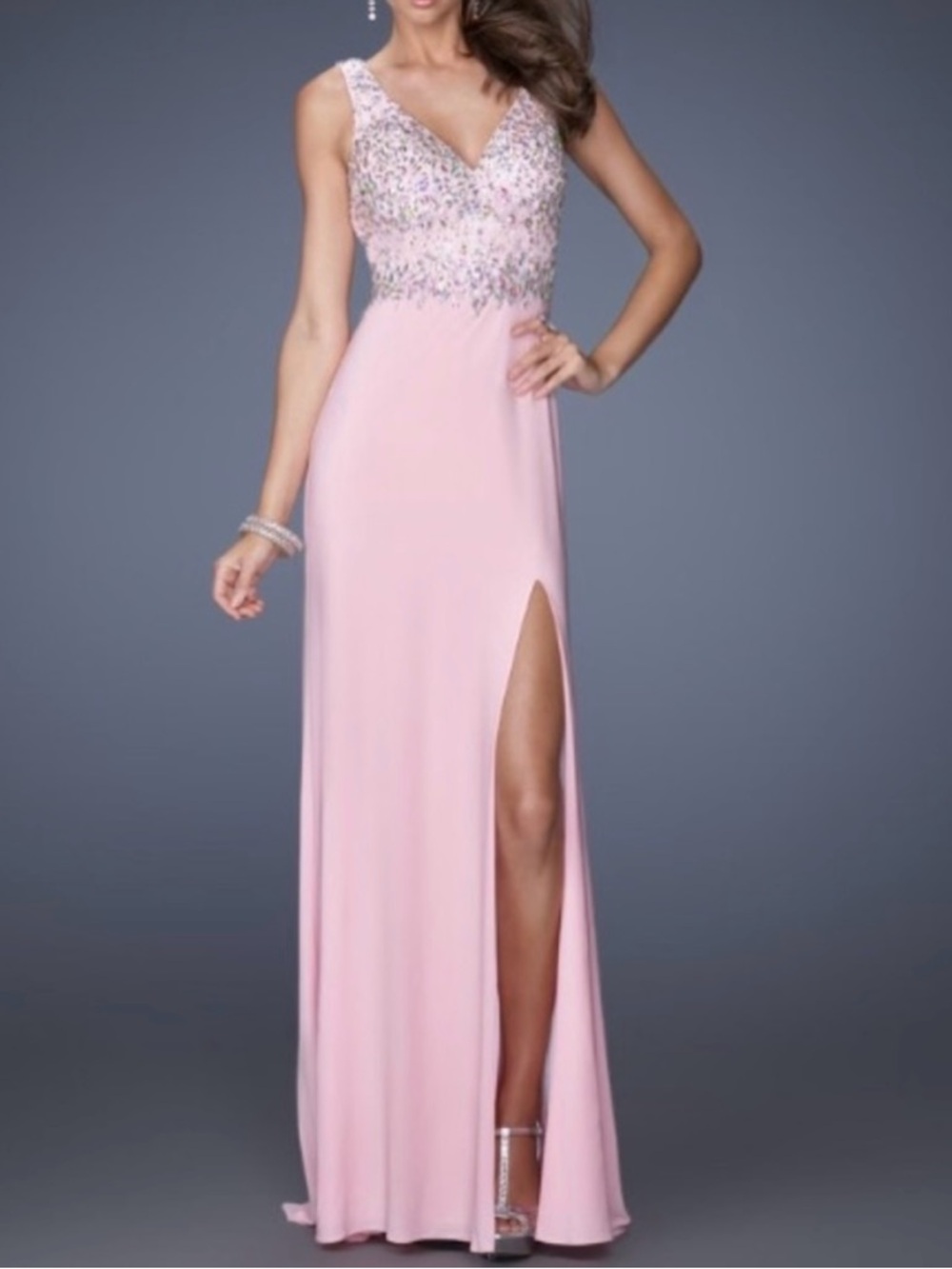 BNWT IGIG Blush Pink Beaded V-Neck Evening Gown